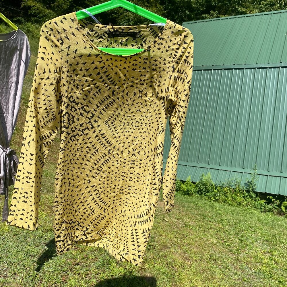 Something Else by Natalie Wood 100% silk dress Keyhole open Back